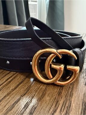 Gucci Black Leather Belt with Gold Interlocking Buckle